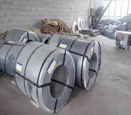 Dernières nouvelles de l'entreprise Applications électriques révolutionnaires: acier au silicium électrique de haute qualité pour les besoins industriels mondiaux