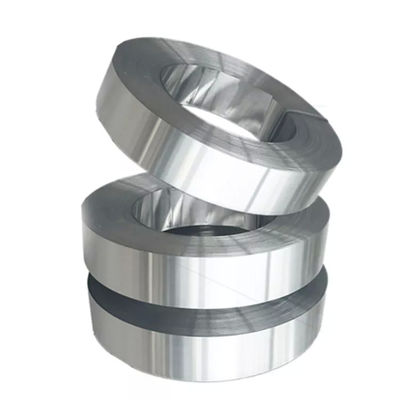 Un bon prix. 0.35 - 0,65 mm bobines d'acier en aluminium, silicium et acier recouvertes prépeintes en ligne