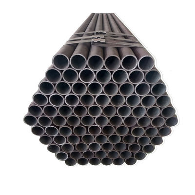 Un bon prix. Pipe en acier au carbone sans soudure à faible élimination des débris ASTM A53 A106 en ligne