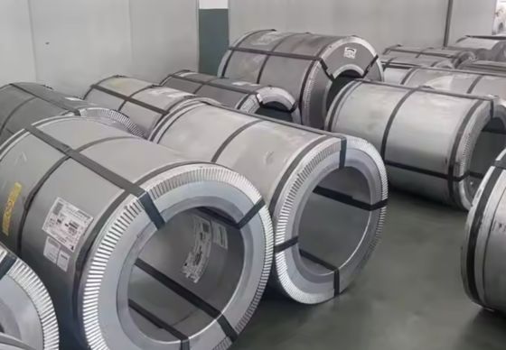 Un bon prix. 1000 mm de largeur d'acier électrique non orienté induction à haute saturation pour des applications recyclables et durables en ligne