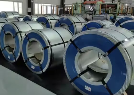 Un bon prix. Acier électrique non orienté à haute résistance avec induction à haute saturation et finition de surface lisse en ligne