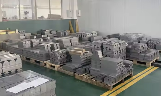 Un bon prix. Bobine d'acier électrique laminé à froid, épaisseur 0,5 mm, pour un usinage supérieur en ligne
